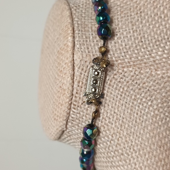 Vintage Oil Slick Beaded Necklace - Picture 3 of 3